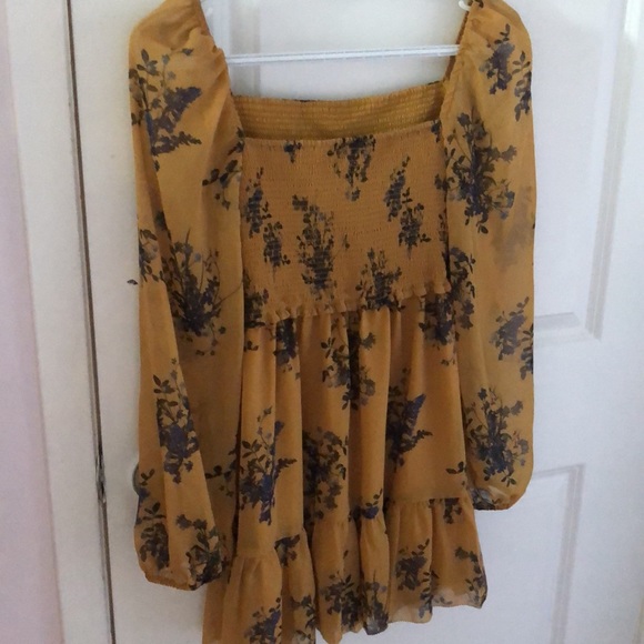 Wilfred tempest dress, a summer dress - Picture 3 of 3